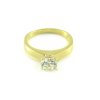 Zásnubný prsteň zo žltého zlata s centrálnym zirkónom medzi 4 prackami  Lea
