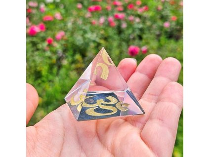 🕉️ Pyramída - Óm 4cm