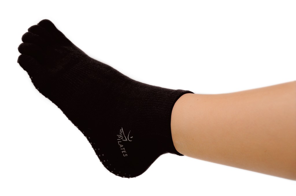 Levně Protiskluzové bambusové ponožky na pilates a jógu SISSEL® Pilates Socks Bamboo Barva: černá, Velikosti: L/XL (40-45)