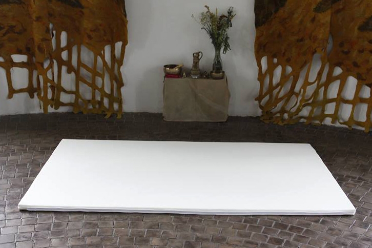 Levně Matrace FLOW - matrace na thajskou masáž a Shiatsu (200x120x3cm) Barva: bílá