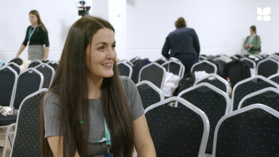 (VIDEÓ) A specializáció és közösség ereje – beszélgetés Varró Tinával a III. Magyar Sportrehabilitációs Konferencia kapcsán