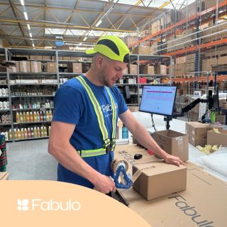 📦 Poate o simplă cutie de carton să aibă o a doua viață? La Fabulo credem că da. 🌱 De aceea, atunci când este posibil,...
