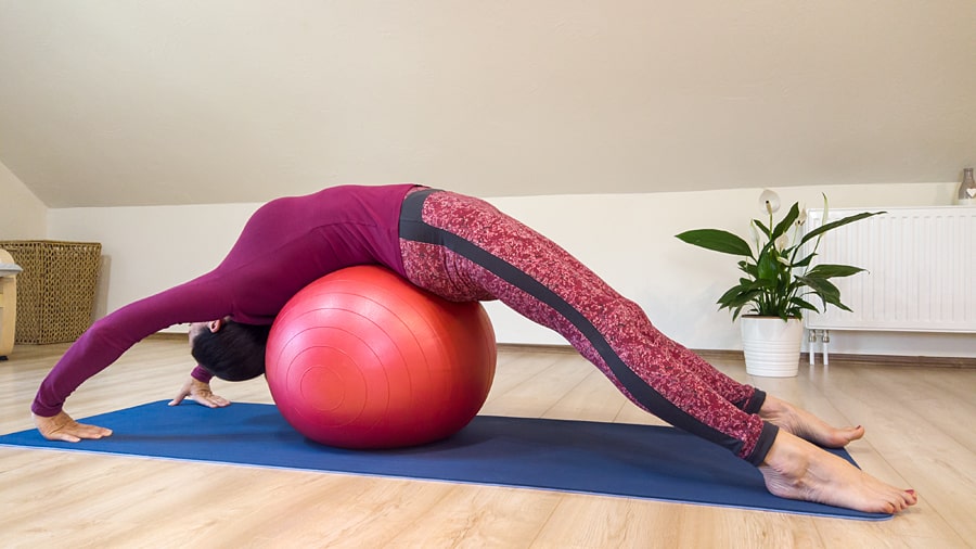 Test produktu: S odolnou fitness loptou je svet okrúhly