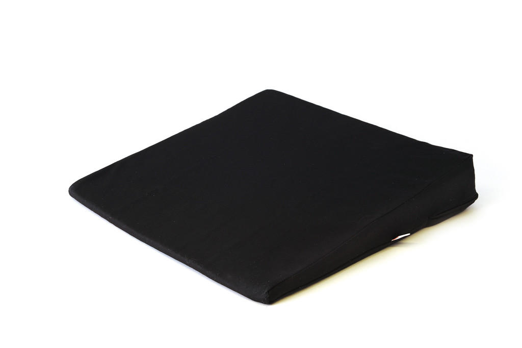 E-shop Klinová podložka na sedenie SISSEL® Sit Standard Farba: čierna