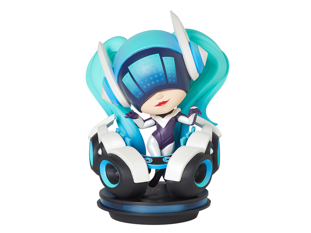 XL figurka DJ SONA