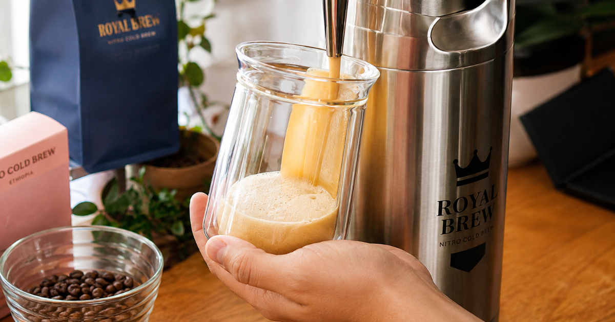 Nitro coffee: ochutnejte kávu připomínající pivo