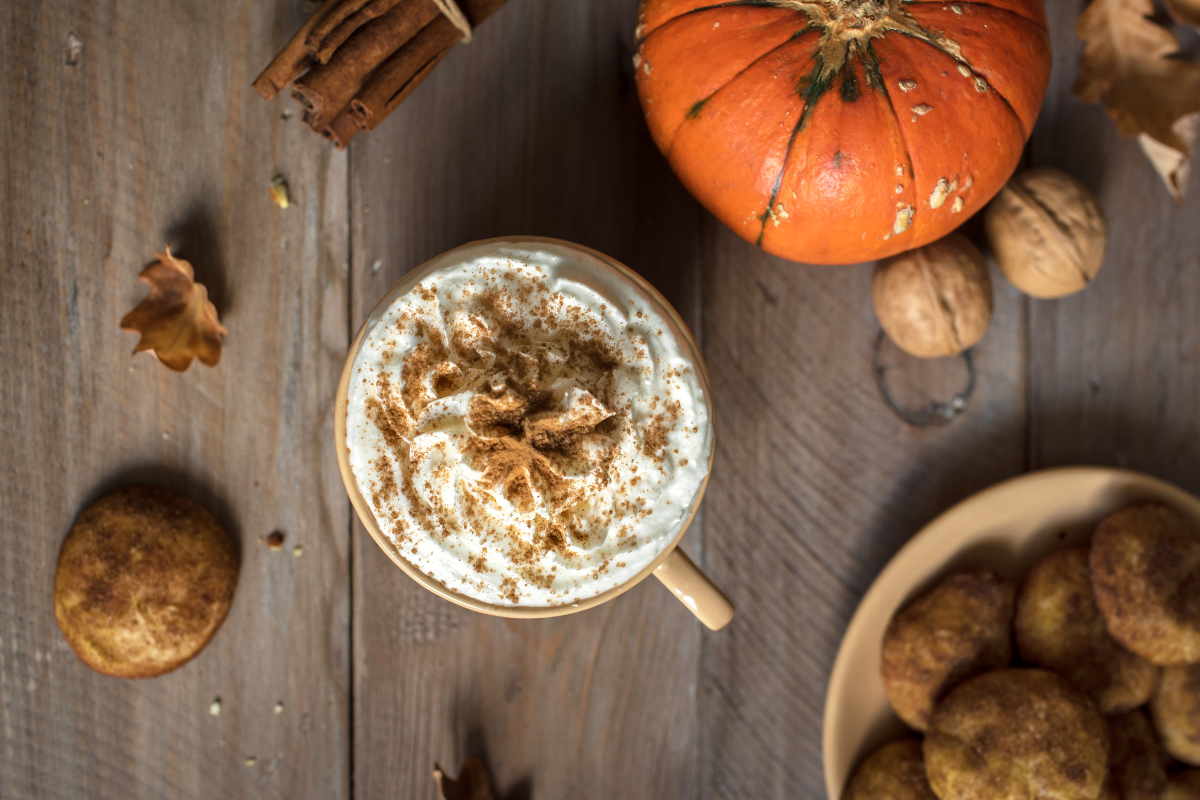 Domácí pumpkin spice latte: recept na podzimní pohodu