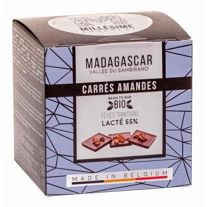 Ručně dělané fair trade bio mléčné napolitánky s mandlemi Madagaskar 55 %, 75 g