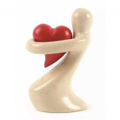 Fair trade figurka se srdcem v náručí z mastku z Keni, 8 cm