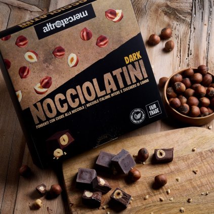 Fair trade pralinky Nocciolatini s celými oříšky v hořké čokoládě, 250 g