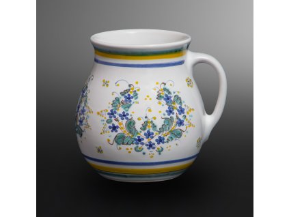 Pear-shaped mug