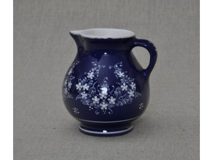 Big pitcher