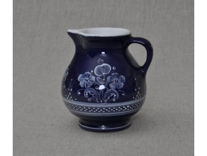 Big pitcher