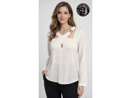 Smetanová halenka se zlatým logem