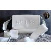 Bílá crossbody GUESS