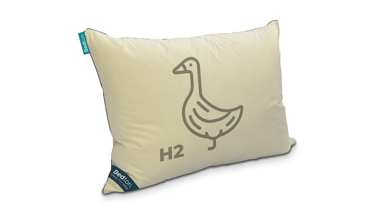 BEDTON A-DUR SOFT polštář z husího peří Rozměry: 40x60 cm, Odstín sypkoviny: SLONOVÁ KOST, Odstín lemovky: BÍLÁ 90% prachové peří / 10% pírka