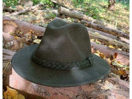 myslivecky klobouk lv3