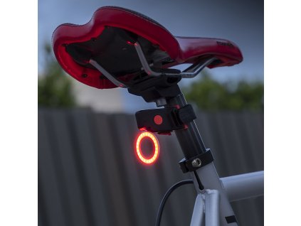 2485904 1 led zadne svetlo na bicykel biklium innovagoods