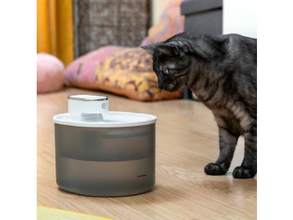 2960288 1 dobijatelna fontana pre macky na pitie so senzorom pohybu refopet innovagoods