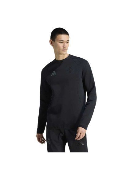 KC7807 1 APPAREL On Model Standard View white