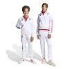 KD8948 8 APPAREL On Model Standard Unisex Pair Shot white