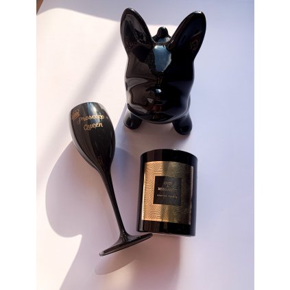 Prosecco queen black