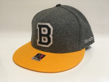 Kšiltovka Boston Bruins Varsity Flex Hat