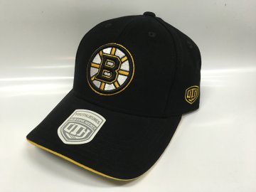 Dětská kšiltovka Boston Bruins Hit The Post