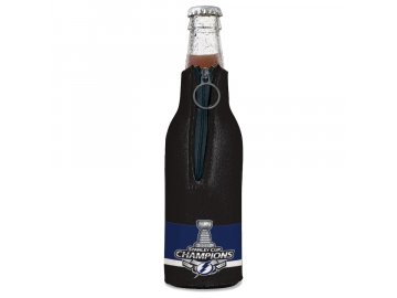 Termoobal Tampa Bay Lightning 2021 Stanley Cup Champions 12oz. Trophy Bottle Cooler