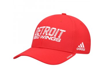 Kšiltovka Detroit Red Wings 2021 Locker Room AEROREADY Flex Hat - Red