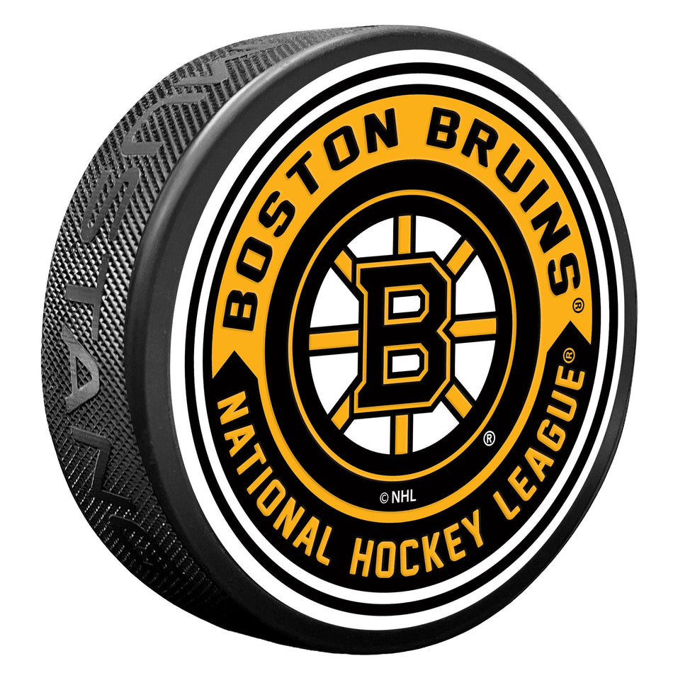 Levně Puk Boston Bruins NHL Arrow