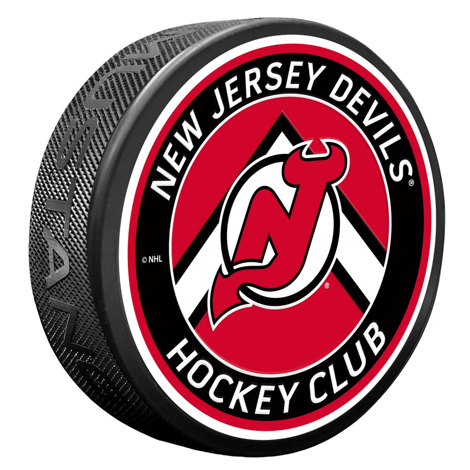 Levně Puk New Jersey Devils NHL Chevron Banner