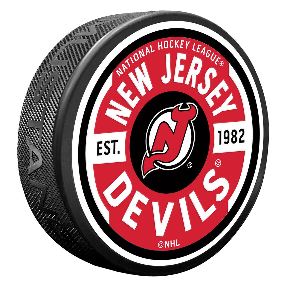 Levně Puk New Jersey Devils NHL Gear Textured Puck
