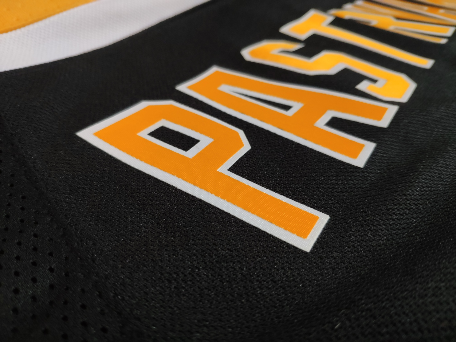 Levně Potisk dresu NHL vlastním jménem a číslem Hodnota: 3. Dres NHL - nalepený textil z USA pro dresy NHL bez obšití (jméno a číslo na zádech + čísla na…