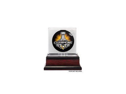 Pittsburgh Penguins NHL Fanatics Authentic 2017 Stanley Cup Champions Mahogany Hockey Puck Logo Display Case
