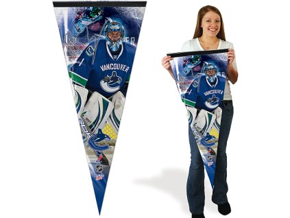Praporek Wincraft - Vancouver Canucks NHL - Roberto Luongo