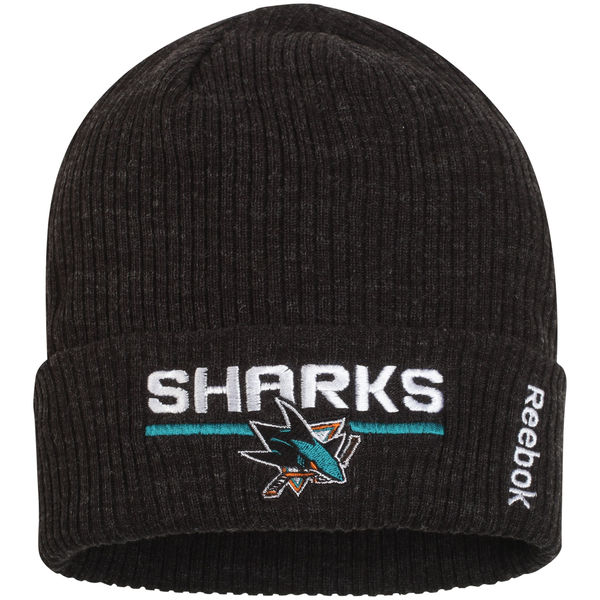 Reebok Pánska zimná čiapka San Jose Sharks Locker Room 16 Distribúcia: EU