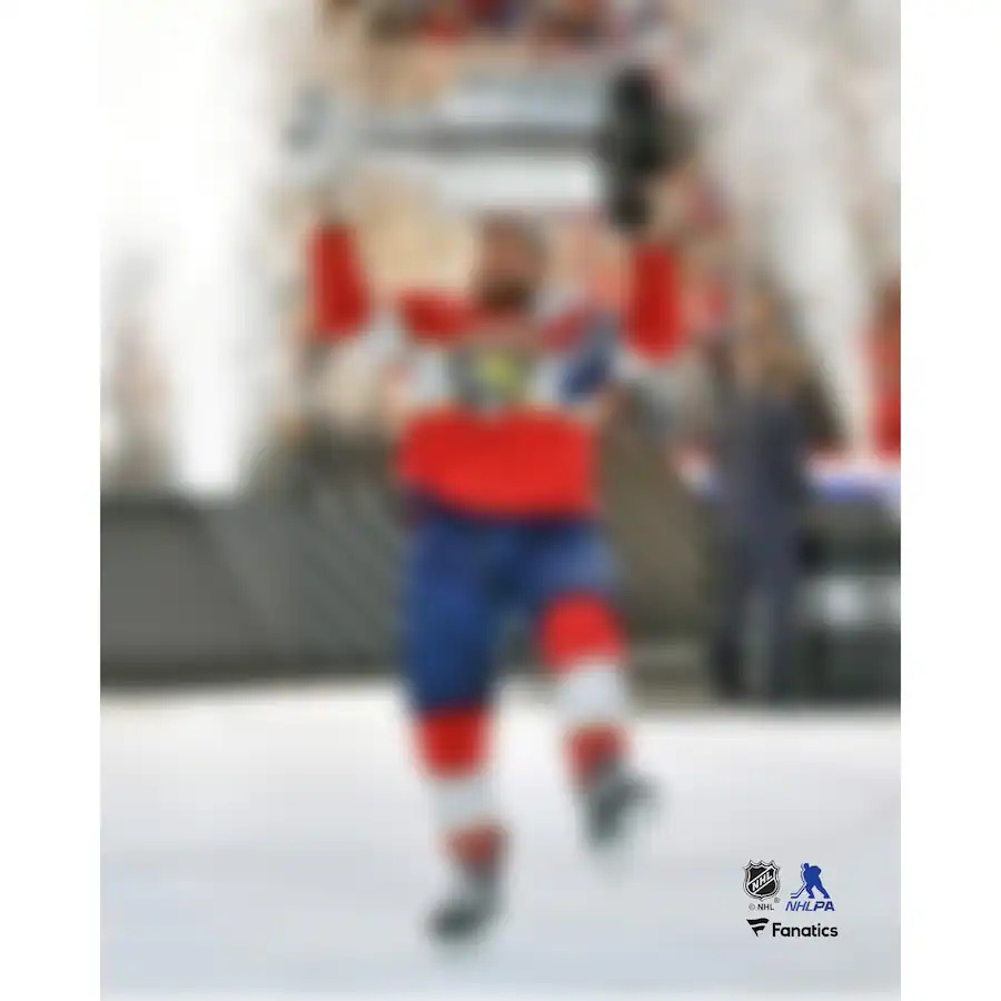 Fanatics Fotografia Aleksander Barkov #16 Florida Panthers 2025 Stanley Cup Champions 8" x 10" Raising Cup Photograph