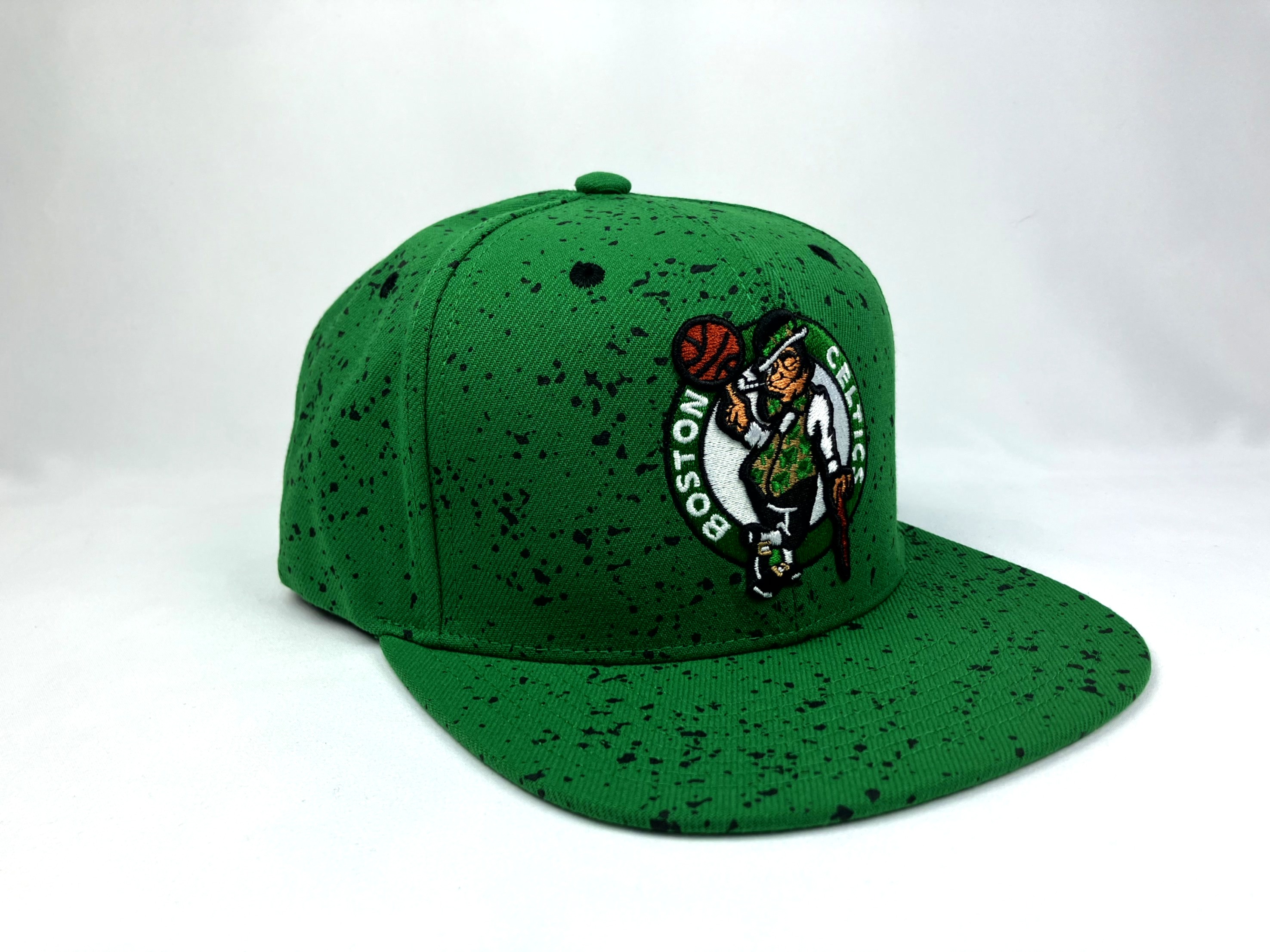 E-shop Mitchell & Ness Pánska šiltovka Boston Celtics NBA Splatters Snapback