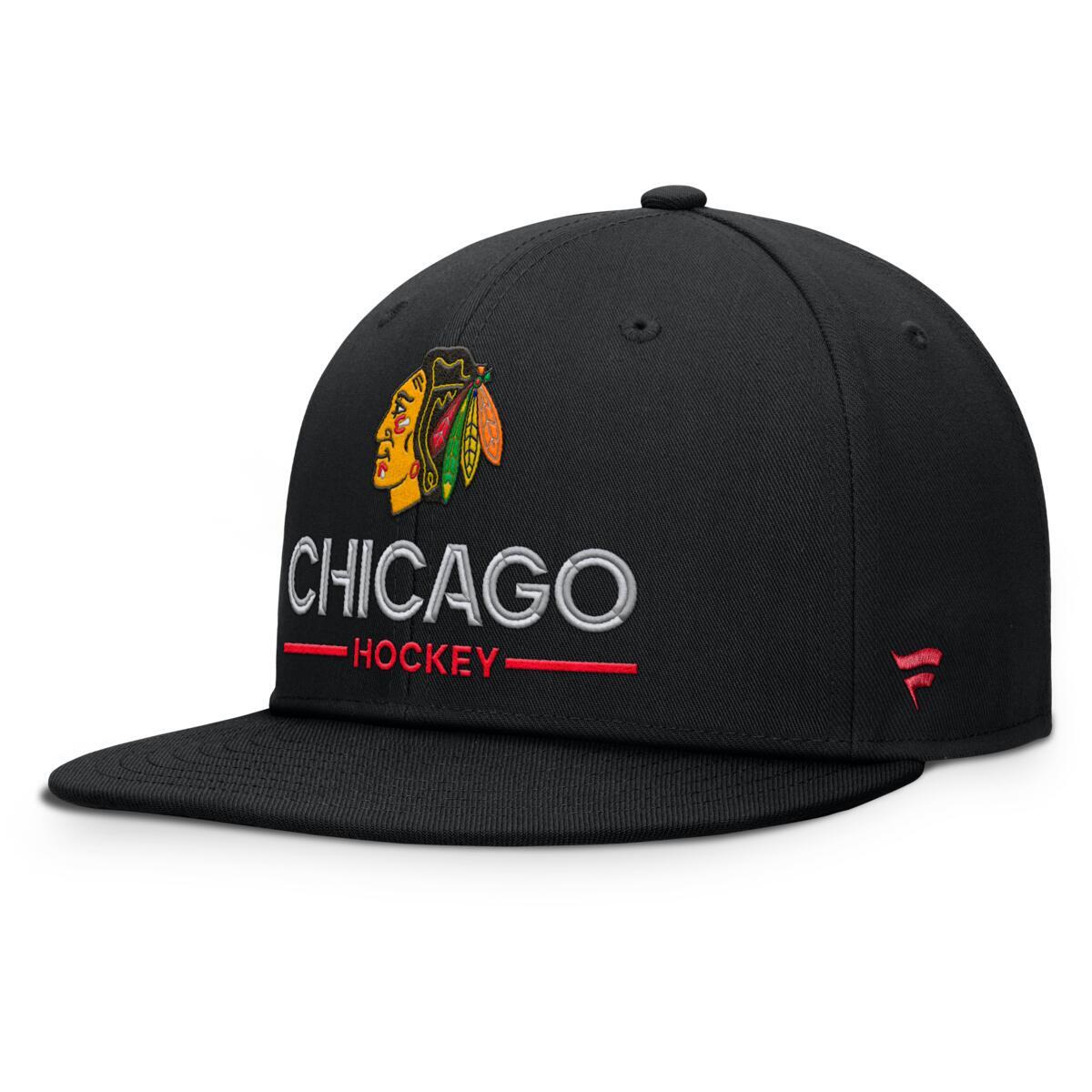 E-shop Fanatics Pánska šiltovka Chicago Blackhawks NHL Authentic Pro A/Cap Flat Brim Square Visor Structured Adjustable