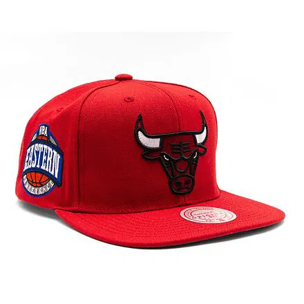 E-shop Mitchell & Ness Pánska šiltovka Chicago Bulls NBA Conference Patch Snapback