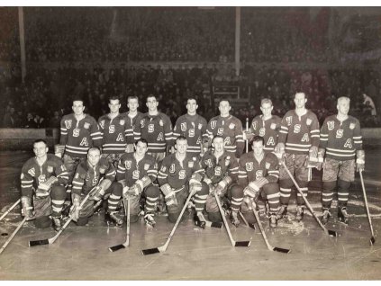 Foto ČTK, Mužstvo USA MS v hokeji 1959 Československo (1)