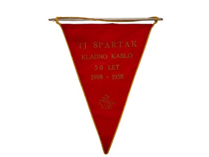 Vlajka klubová TJ Saprtak Kladno 50 let removebg preview