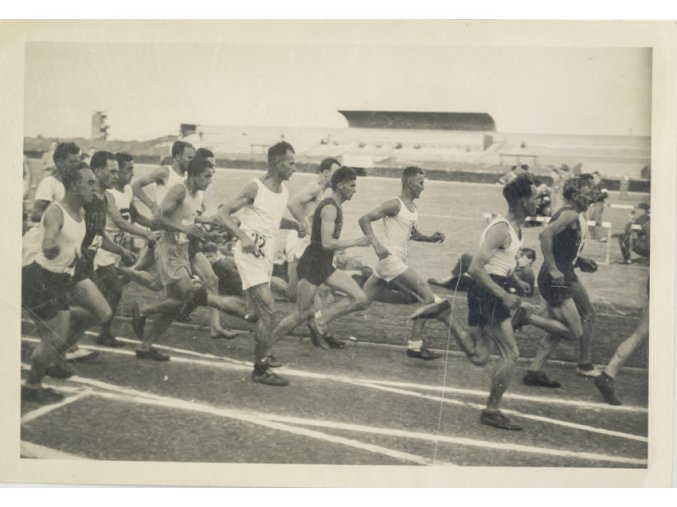 Dobove foto, Mistrovství Protektorátu na 10 000 m, (1) 1