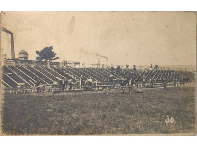 Pohlednice výstavba stadionu.dng