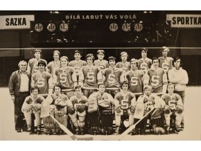 Fotografie mladých hokejistů Sparty 1 III sport antique 30 7 17 (2)