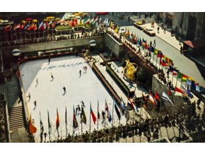Pohlednice stadión, Rockefeller plaza skating ring (1)