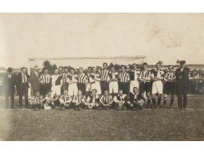 Fotografie fotbal, AK Žižkov, SK Slavia, 1930 (1)
