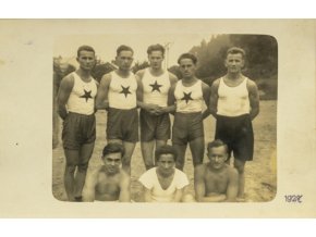 Dobová fotografie , Sportovci Slavie, 1927 (1)