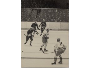 Fotografie momentka z utkání ČSSR v. USA
